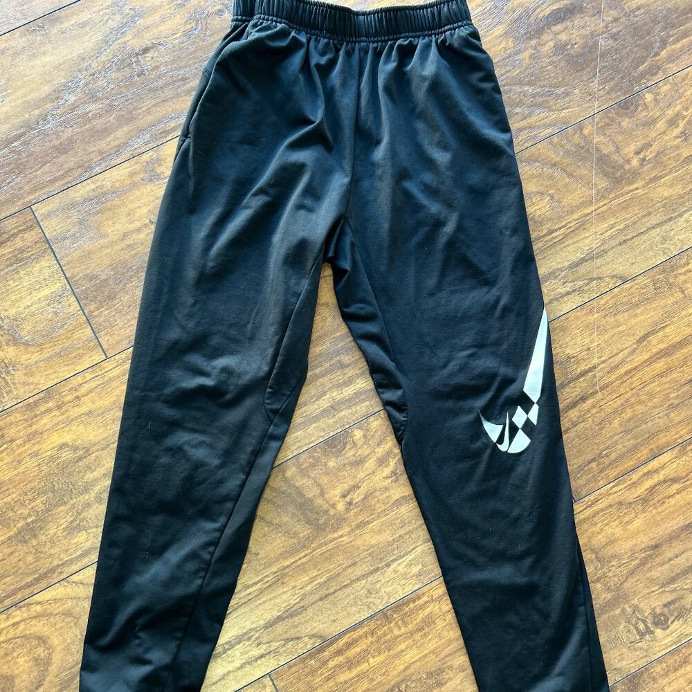 Nike youth joggers warm ups sweatpants